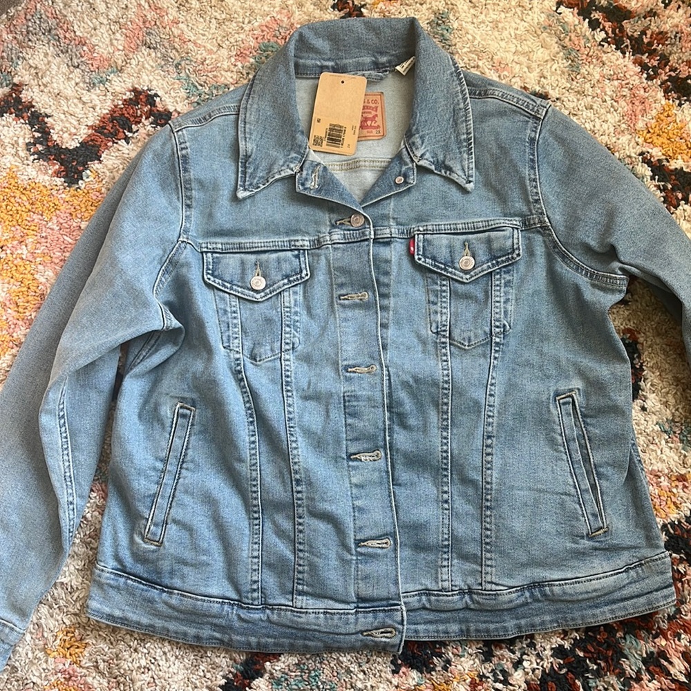 NWT Levi’s Womens Original Jean Trucker Jacket